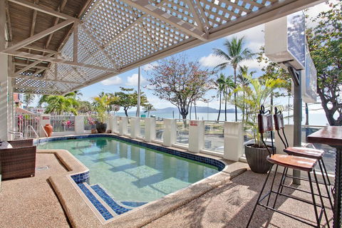 Beach House Motel - Sydney Tourism 0