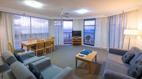 Beach House Seaside Resort - Sydney Tourism 2