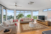 Beach Road Luxury with Ocean Views