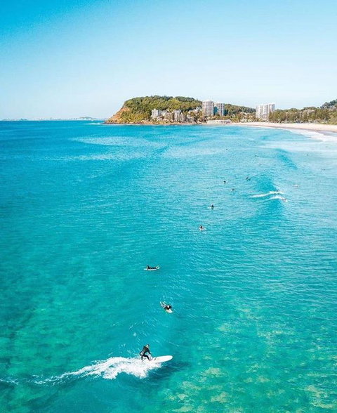 Beach Side Ocean Burleigh Heads 3 Bedroom Family Accomodation - Sydney Tourism 3