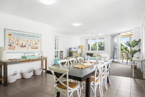 Beach Views & Breezes, Sunshine Beach - Sydney Tourism 3