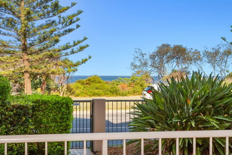 Beachfront On Marine - Sydney Tourism 2