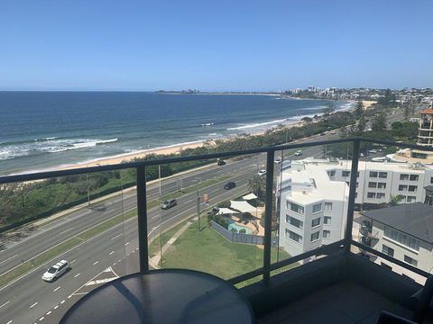 Beachfront Towers - Sydney Tourism 3