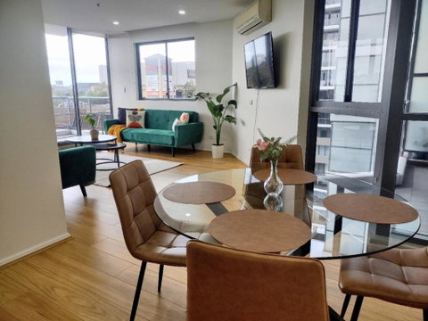 Resort Style 1 Or 2 Bedroom With Pool And Free Parking - Sydney Tourism 1