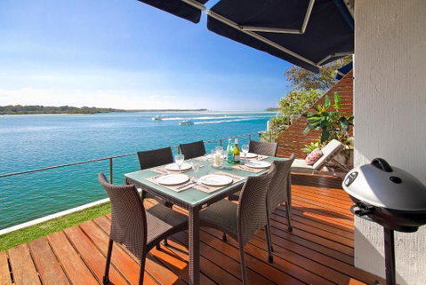 Riverfront Apartment, Perfect Location - Sydney Tourism 1