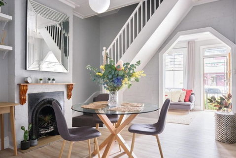 Redfern Classic Terrace - Parking And Balcony - Sydney Tourism 0