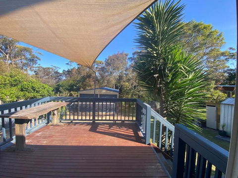 Reel & Relax: 3BR Beach House - Fish, Swim, Surf - Sydney Tourism 1