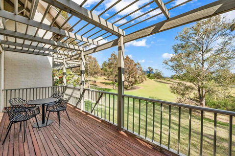 Refreshing Valley Escape - Sydney Tourism 0