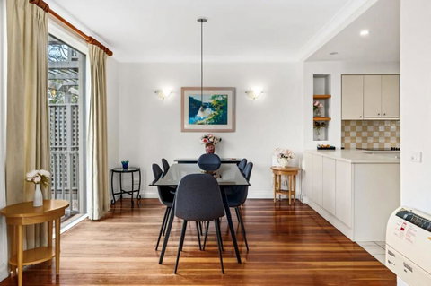 Refreshing Valley Escape - Sydney Tourism 2