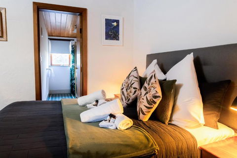 Reillys Wines Heritage Cottages - Sydney Tourism 3