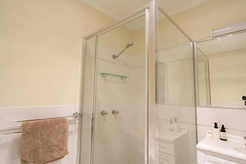 Relaxing 3bd In Tranquil Setting - Sydney Tourism 1