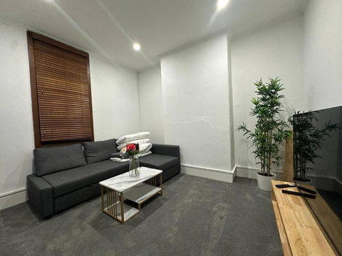 Remarkable 2 Bedroom House At The Centre Of Darlinghurst - Sydney Tourism 0