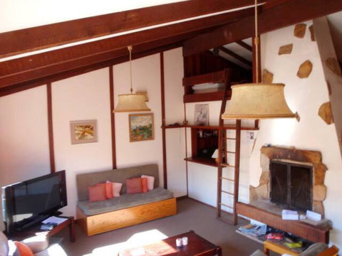 Retro 2 Bedroom Apartment - Sydney Tourism 0