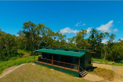 Ridge Cabin - Stunning Views - 5km From Neighbours - Sydney Tourism 1