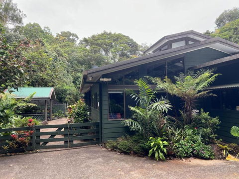 RIflebird Lodge - Sydney Tourism 1