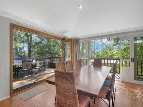 Riverside 3-Bed Townhouse With Spacious Deck & BBQ - Sydney Tourism 0