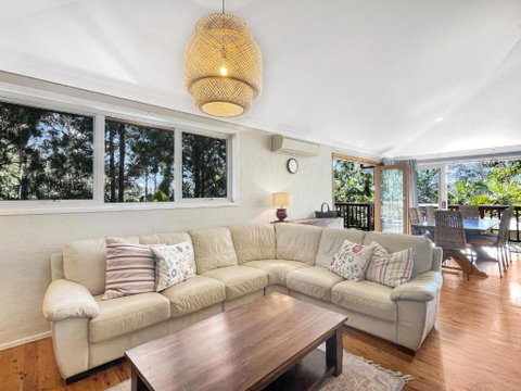 Riverside 3-Bed Townhouse With Spacious Deck & BBQ - Sydney Tourism 2