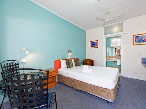 Riviera Motel Bundaberg - Sydney Tourism 2