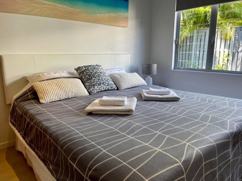 Relax At Trinity Beach Getaway, Blue Lagoon, Trinity Beach - Sydney Tourism 0