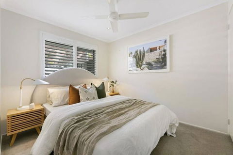 Riviera Road Miami - 4BRM Dual Villa - Sydney Tourism 1