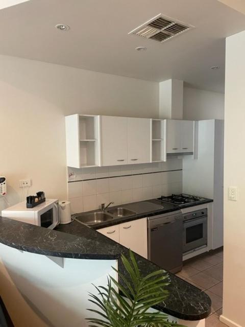 RNR Sturt Holiday Home - Sydney Tourism 2
