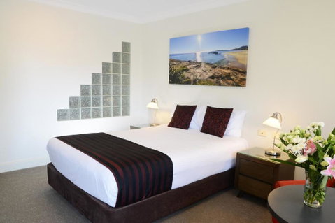 Rockpool Motor Inn - Sydney Tourism 1