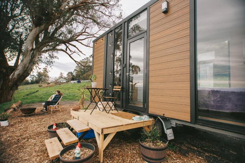 Rose Hill By Tiny Away - Sydney Tourism 1