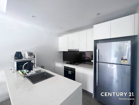 Rosebery Comfort 2BR Apt Near CBD - Sydney Tourism 2