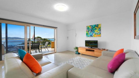 Roweshaven Amazing Views, Close To Beach Accom Holidays - Sydney Tourism 1