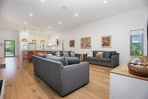 Russell Street Retreat - Sydney Tourism 0