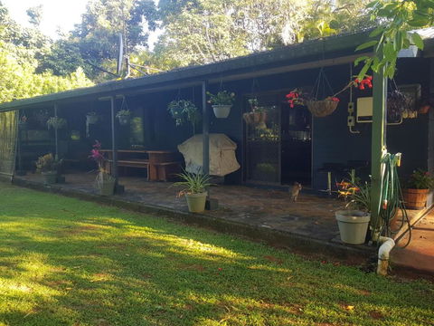 Rustic Retreat - Sydney Tourism 0