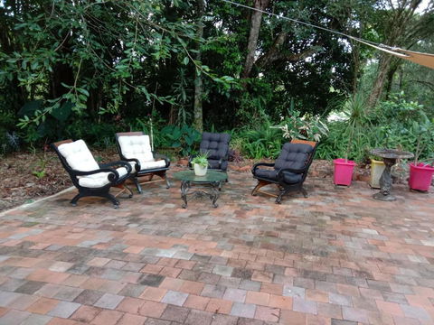 Rustic Retreat - Sydney Tourism 1