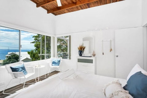 Sally Beach House With Ocean Views - Sydney Tourism 1