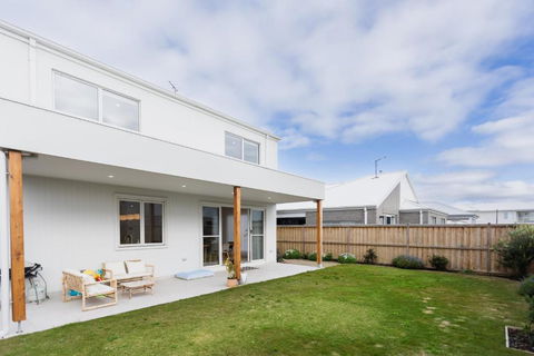Saltwater Lux, 4 Bdrm, 3 Bath, Golf, Weddings, Beaches, Adventure Park - Sydney Tourism 3