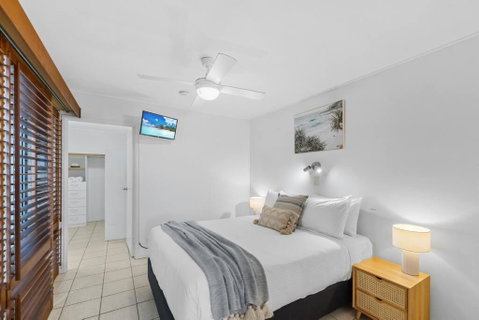 Salty Breeze - Rooftop Terrace & Jacuzzi - Sydney Tourism 2