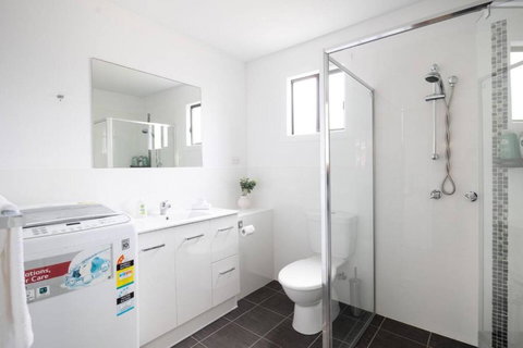 Salty Vibes - Sydney Tourism 2