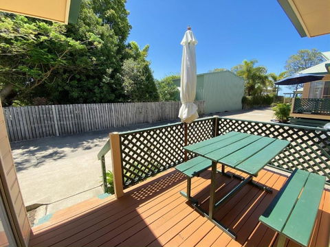 San Marco Villa 4 - Burrum Heads- Beachfront- 2BR - Pool- Aircon - Sydney Tourism 1