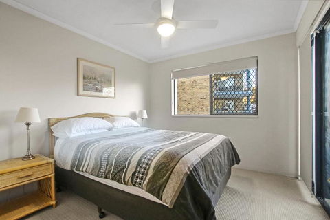 Sandalwood Unit 1 66 Lower Gay Tce - Sydney Tourism 1