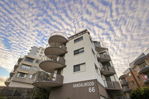 Sandalwood Unit 1 66 Lower Gay Tce - Sydney Tourism 0