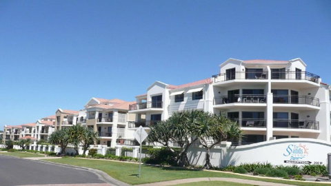 Sands 16, 20 - 22 Pacific Parade - Sydney Tourism 0