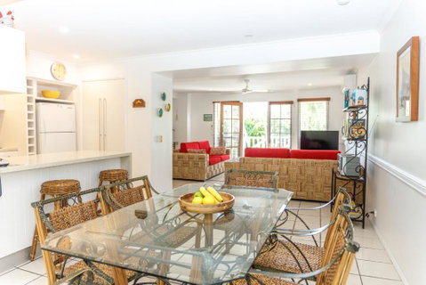 Sandy Beach Resort - Sydney Tourism 3