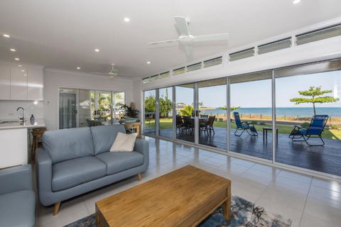 Sandy Decks - Sydney Tourism 2