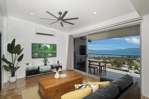 SEA-Renity On Castle Hill - Sydney Tourism 1