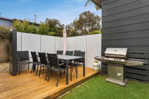 Seaspray Getaway - Sydney Tourism 3