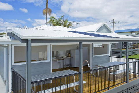 Seaview Beach House Complex - Sydney Tourism 2