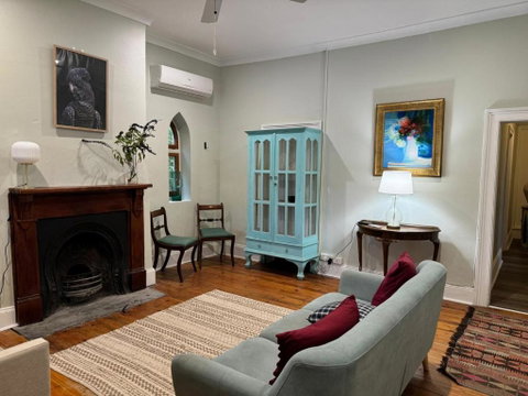 The Garden Cottage - Sydney Tourism 1