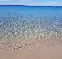 Beachside Husky Waterfront Cabin - Sydney Tourism