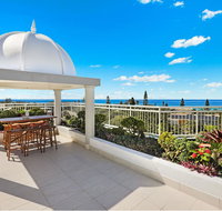 Beachside Resort Kawana Waters