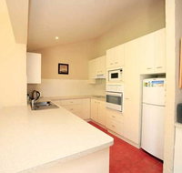 BEACHSIDE VILLA 2 - Sydney Tourism