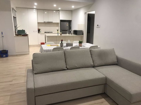 Beautiful New Room - Sydney Tourism 0